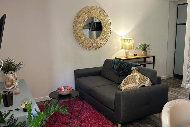 Apartamento de vacaciones para 4 personas, con jardín y jacuzzi - 1