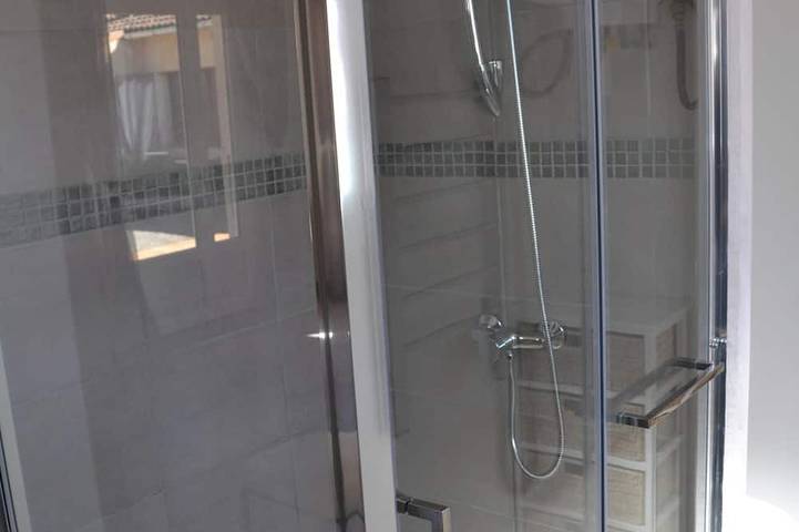 Gîte pour 4 personnes, avec terrasse et jardin à Lagorce - 3