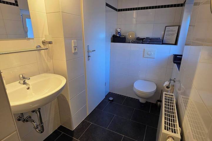 Ganze Wohnung, Zeitlose Fewo in exzellenter Lage mit Entspannungsgarantie in Papenburg, Landkreis Emsland