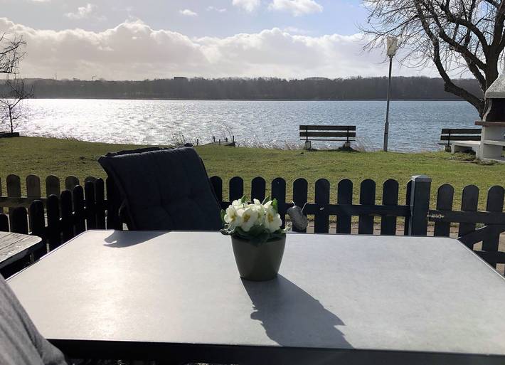 Ferienwohnung für 2 Personen, mit Terrasse und Seeblick in Heiligenhafen