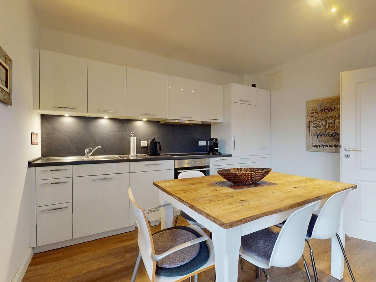 Ganze Ferienwohnung, Hoernem Stuuv - 2-Zimmer-Erdgeschosswohnung im Hoernem Hüs, strandnah mit Sonnenterrasse in Hörnum, Sylt