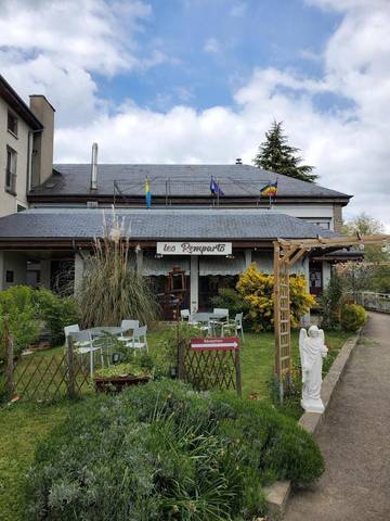 Hôtel pour 2 personnes, avec jardin ainsi que terrasse et vue dans Bénévent-l'Abbaye