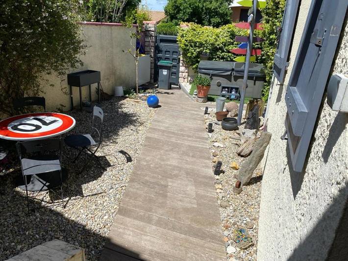 Villa pour 4 personnes, avec terrasse et jacuzzi - 1
