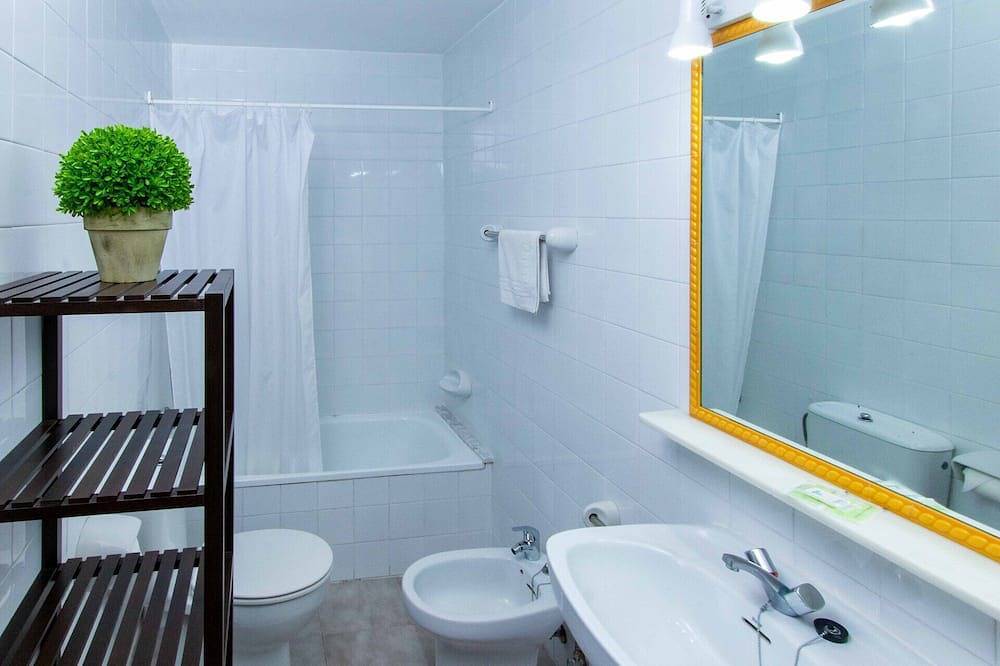 Entire apartment, San Pedro Apartments 3 bedrooms in Llanes, Costa Verde (Spain)