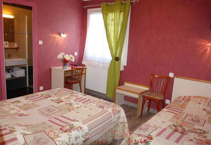 Hôtel pour 2 personnes, avec terrasse à Entraygues-sur-Truyère - 3