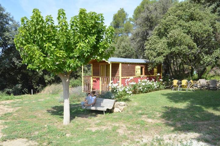 Location de vacances pour 5 personnes, avec jardin et vue à La Tour-d'Aigues - 2