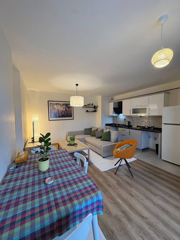 Ferienwohnung für 6 Personen, mit Balkon/Terrasse und Seeblick sowie Ausblick in der Türkei - 2