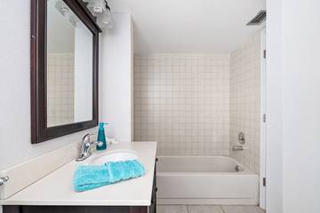 Vacation Home for 10 Guests in Clearwater Beach Island, Clearwater, Picture 1