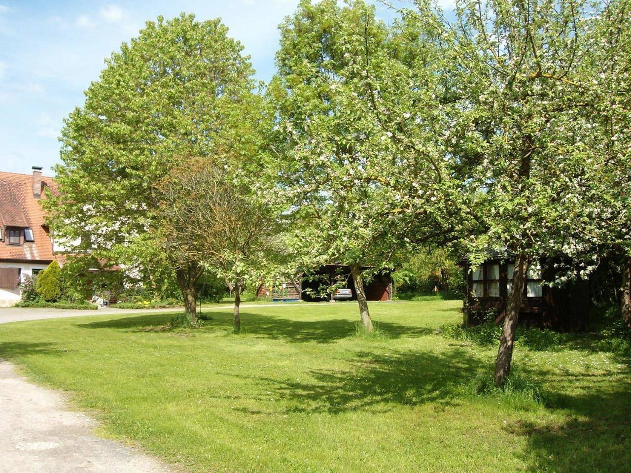 Ganze Wohnung, Three-Bedroom Apartment in Schillingsfürst, Romantische Straße