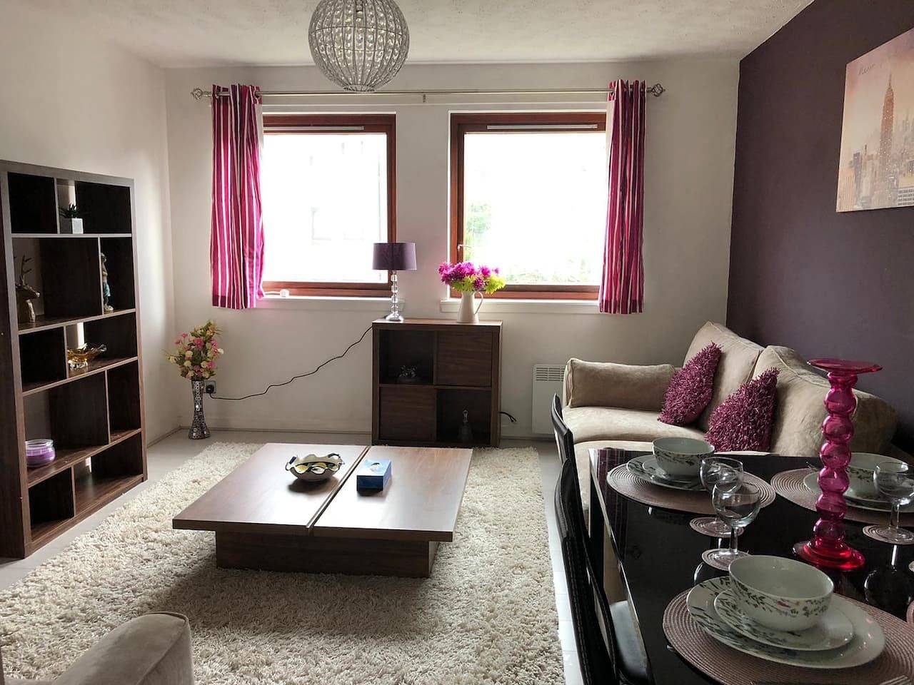 Geheel vakantieappartement, Stunning 2-Bed Serviced Selfcatering Apartment in Edinburgh, Lothian