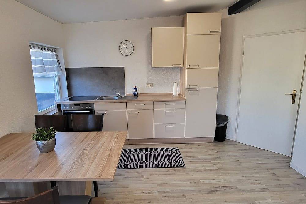 Ganze Wohnung, Ferienwohnung / Monteurwohnung / Kurzzeitvermietung in Schönborn, Lahn-Taunus
