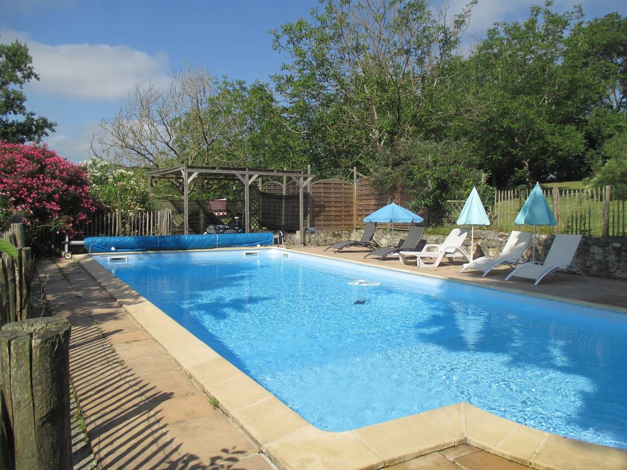 Gîte grande capacité, piscine, ferme Périgord in Eymet, Périgord Pourpre