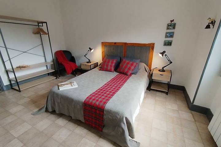 Gîte pour 4 personnes, avec jardin dans Office De Tourisme De Murolo - 2