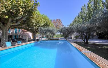 Maison de vacances pour 6 personnes, avec jardin ainsi que piscine et terrasse dans les Bouches-du-Rhône