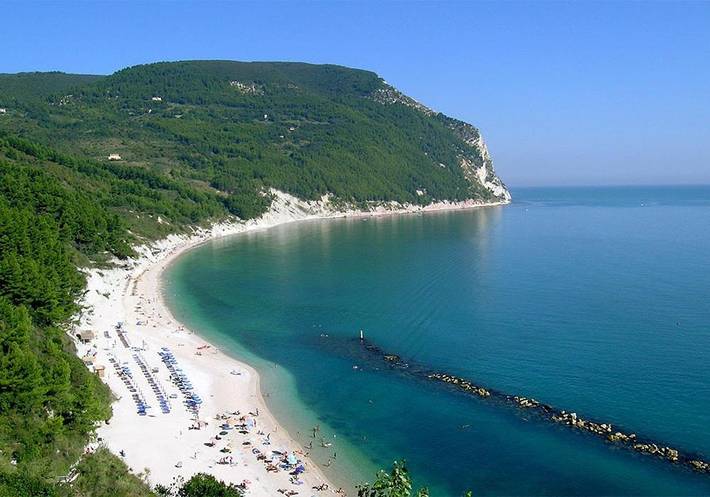 B&b per 2 persone, con giardino in Riviera del Conero