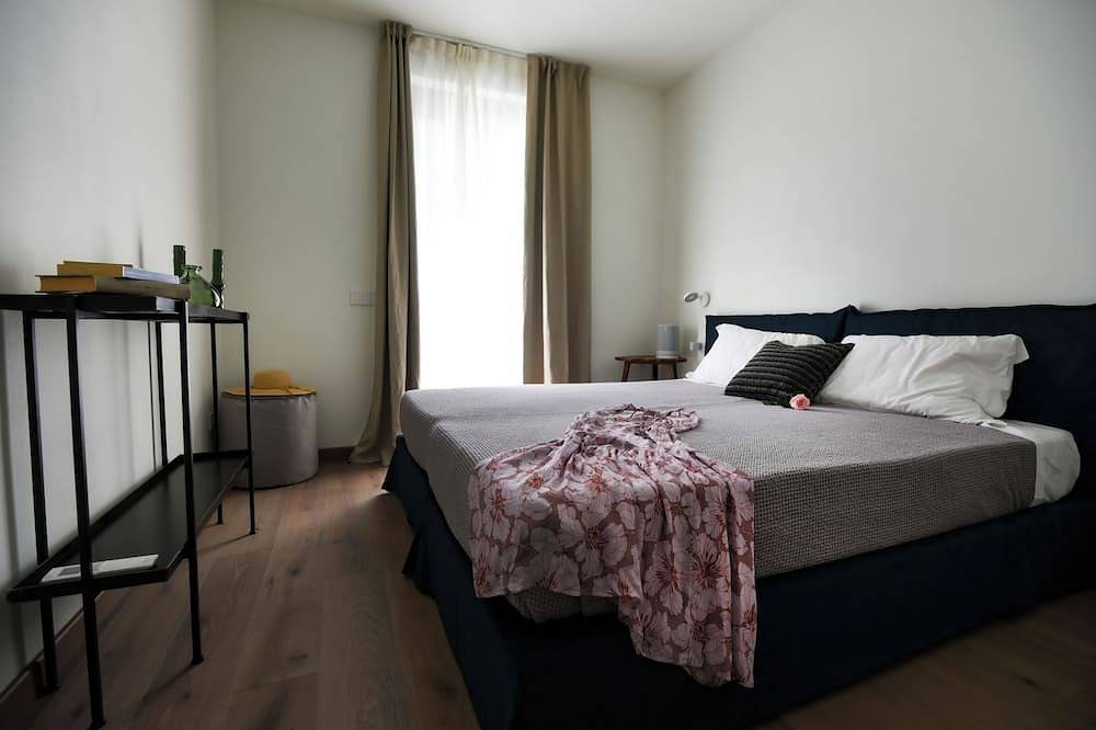 Villa al Cio, oasis with pool and tennis court a stone throw from Cinque Terre in Bonassola, Riviera di Levante