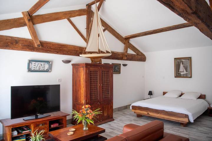 Gîte pour 2 personnes, avec jardin à Tournus - 2