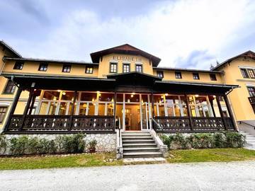 Hotel für 3 Personen, mit Terrasse und Garten sowie Ausblick in Bad Aussee