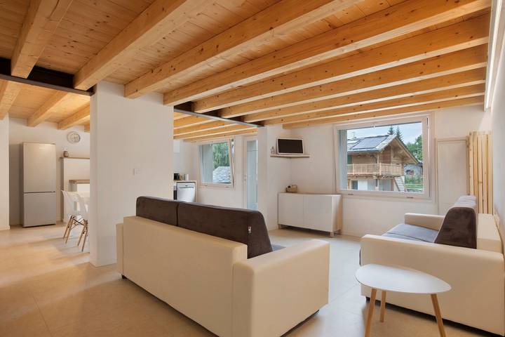 Gîte pour 5 personnes, avec Jardin dans Ozein, Comune di Aymavilles