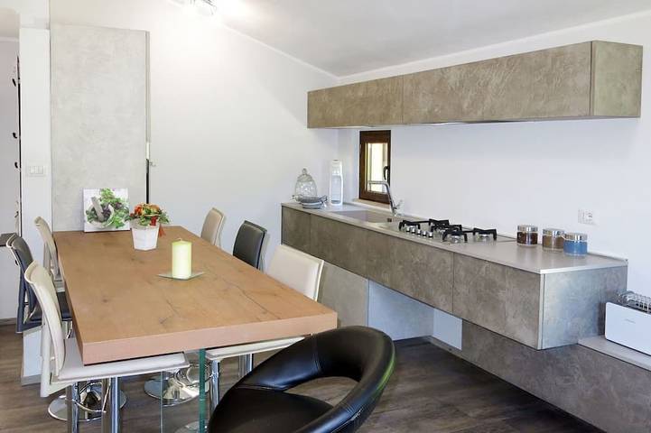 Villa per 19 persone, con giardino e piscina nonché terrazza e idromassaggio - 1