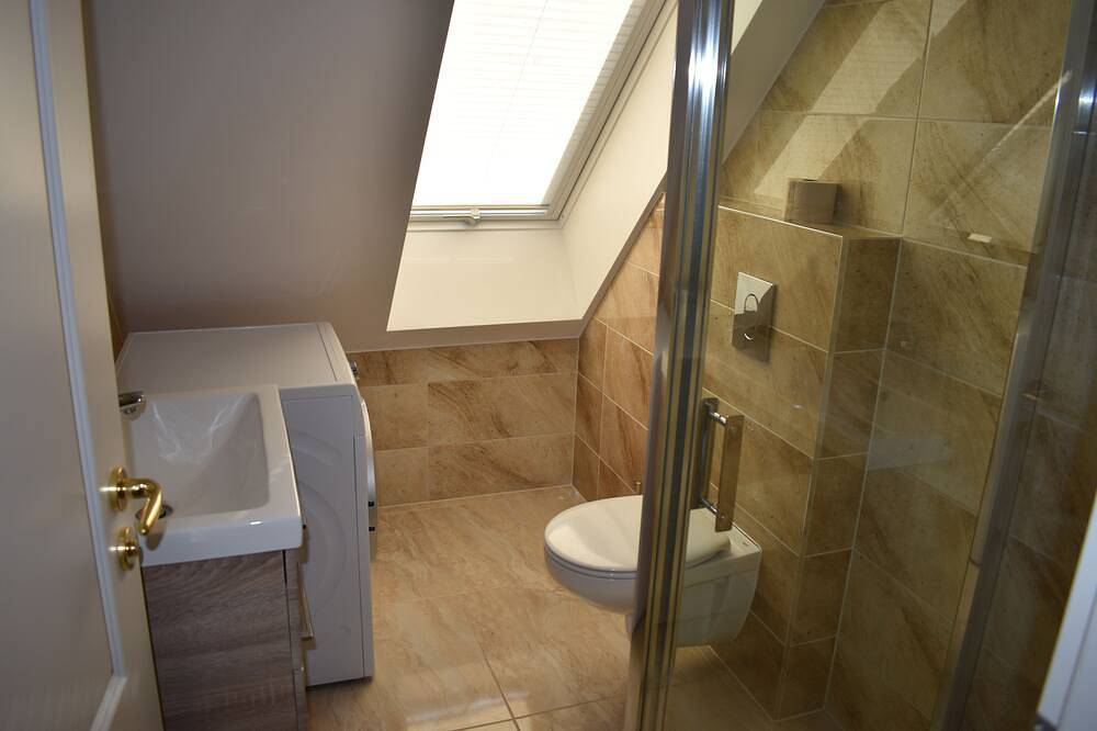 Ganze Wohnung, Haus zum Strand \"Muschel\" inmitten schöner Natur unweit vom Strand in Barendorf in Barendorf, Dassow