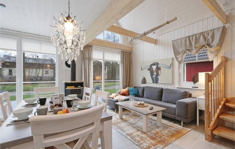 Gemütliche Wohnung mit Terrasse und Parkplatz in der Nähe der Trattoria Punto Uno in Zerpenschleuse, Wandlitz