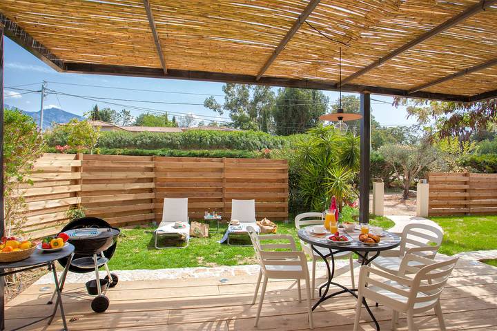 Ferienwohnung für 4 Personen, mit Terrasse und Garten sowie Pool in Calvi - 4