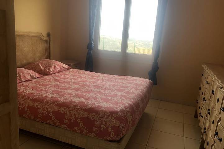 Au Centre de la Côte Dazur Villa Familiale Avec Piscine au Calme in Gattières, Costa mediterránea (Francia)