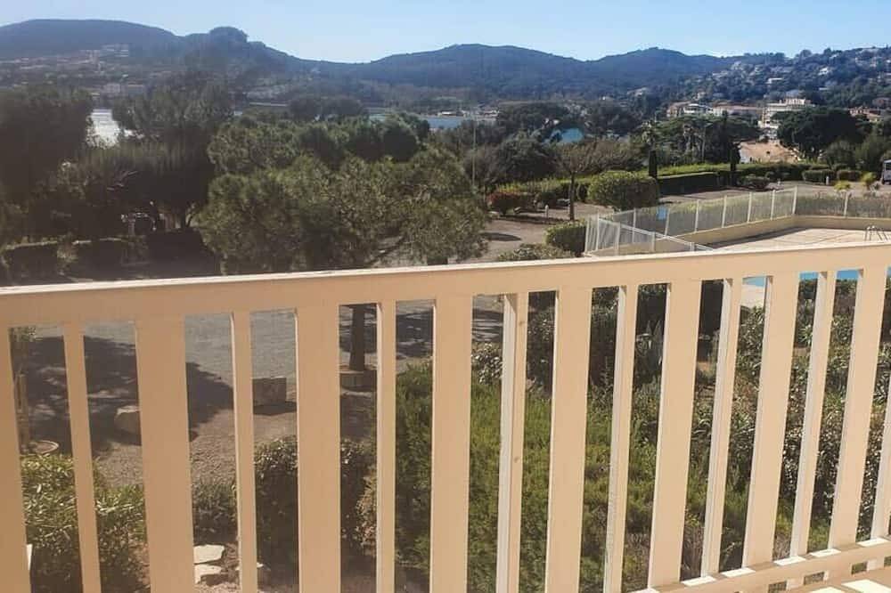 Ganze Wohnung, Studio cabine dans résidence avec piscine in Agay, Saint-Raphaël