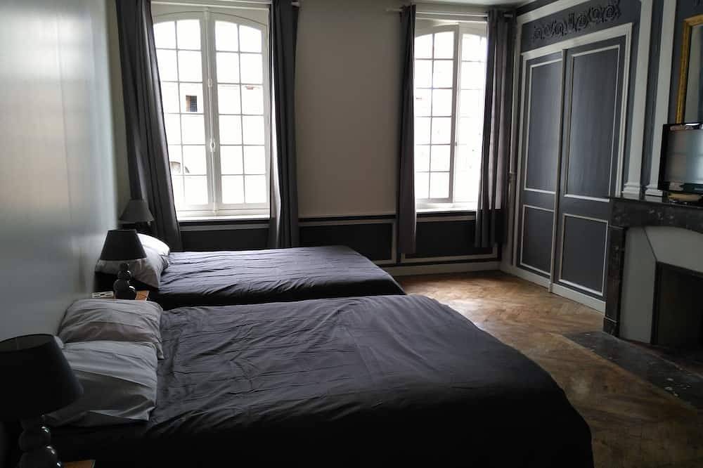 Gîte en Normandie avec piscine privée et chauffée. in Bacqueville-en-Caux, Région de Dieppe