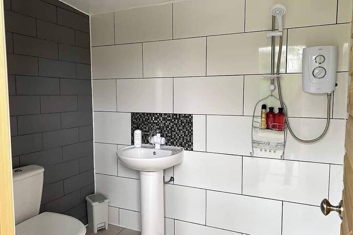 The Pig Sty - Farm Stay in Shepshed, Heart of England