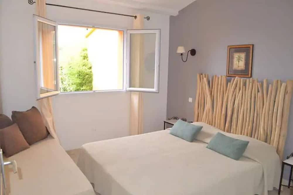 Mini Villa Sea View Palombaggia Porto Vecchio in Palombaggia, Porto-Vecchio