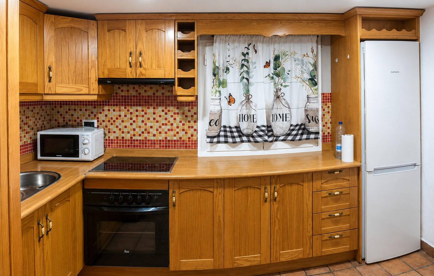 Acogedor apartamento de 2 dormitorios con piscina y terraza, a 200 m del centro de Arroyo Frío in Arroyo Frío, La Iruela