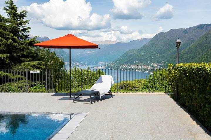 Appartement entier, Appartement de vacances pour 2 personnes avec piscine in Côme, Parc Régional de la Spina Verde