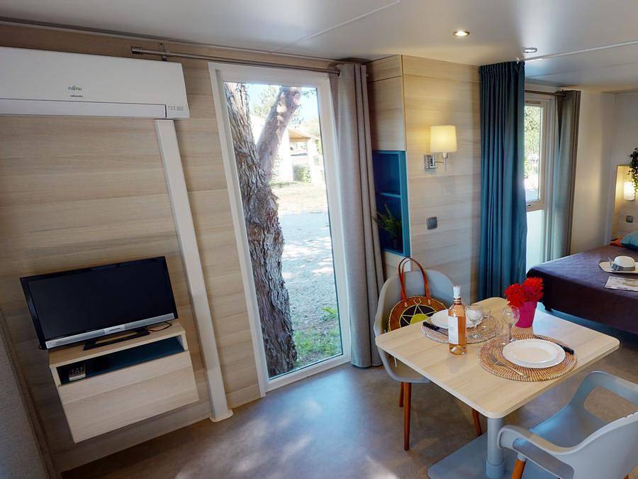 Campasun Les Hautes Prairies - Mobilhome 2 personnes - Key west - 20m² - 1 Chambre in Lourmarin, Parc naturel régional du Luberon