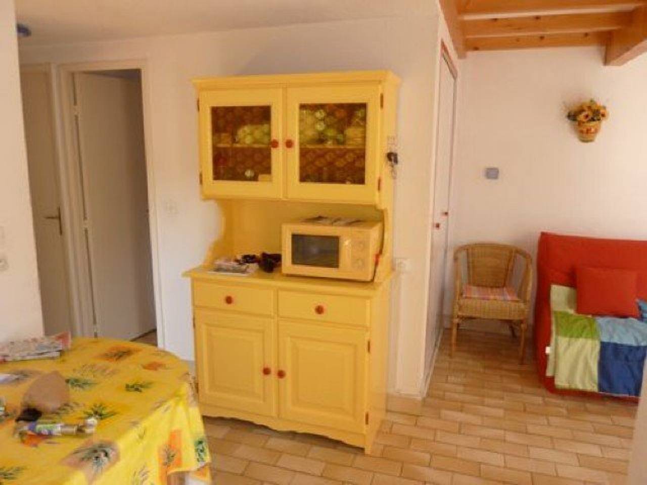 Villa Mitoyenne Dans Une Residence Calme Avec Piscine Parking in Cap d'Agde, Agde