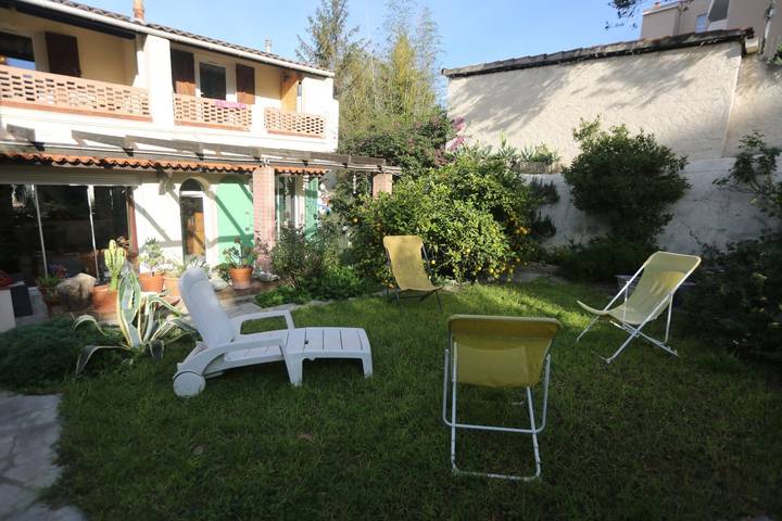 Chambre d’hôte pour 2 personnes, avec jardin à Marseille - 2