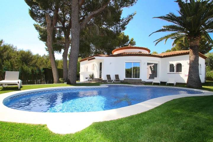 Villa pour 8 personnes, avec piscine et jardin à Miami Platja