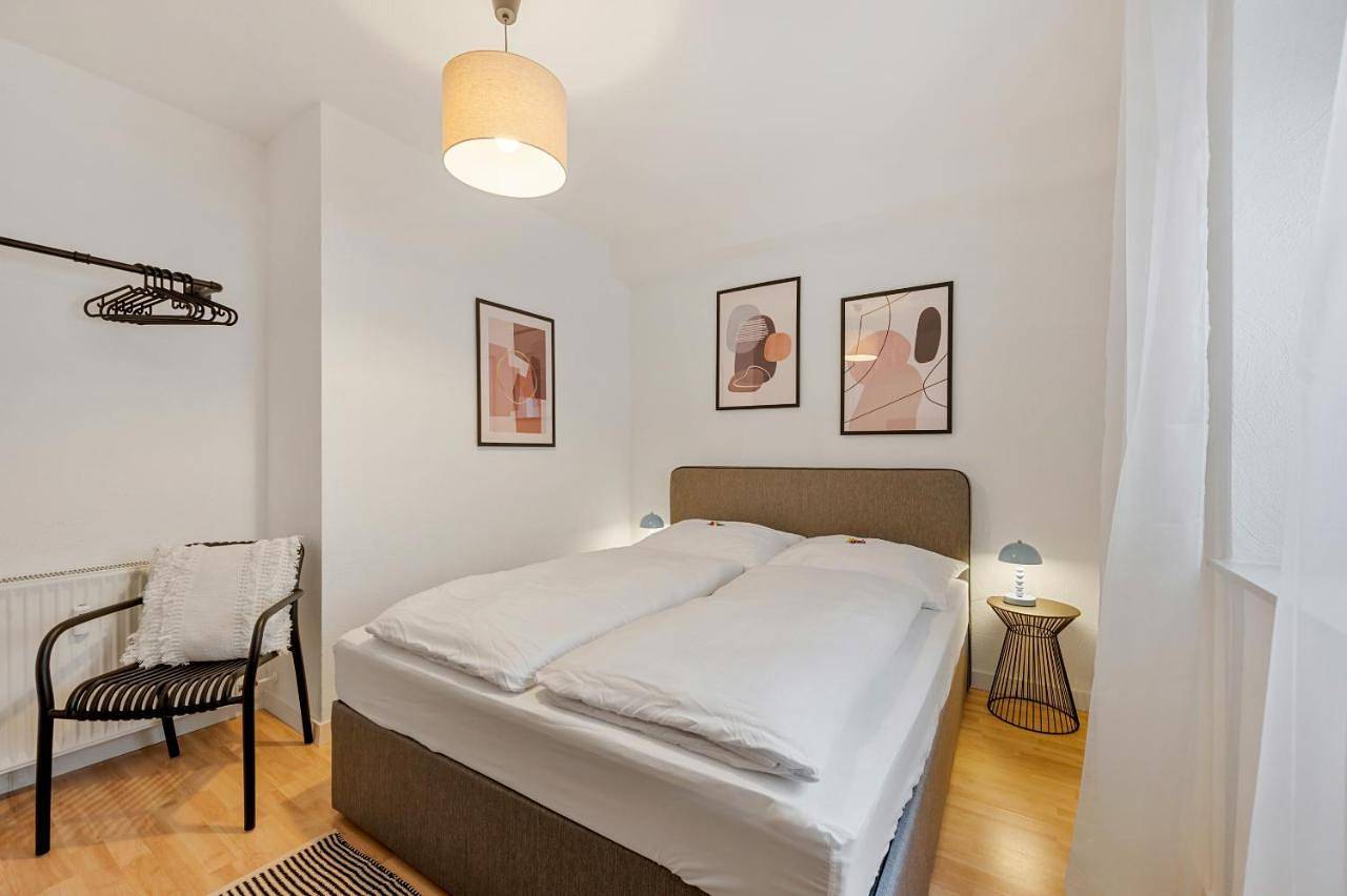 Ganze Wohnung, Lahnblick 3 Schlafzimmer, Parkplatz, Wlan in Lahntal (Hessen), Landkreis Marburg-Biedenkopf