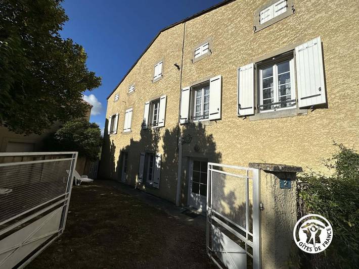 Gîte pour 6 personnes à Montbel