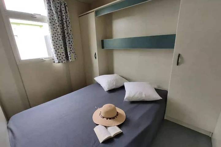 Gîte pour 5 personnes, avec piscine et terrasse dans Plage du Veillon - 2