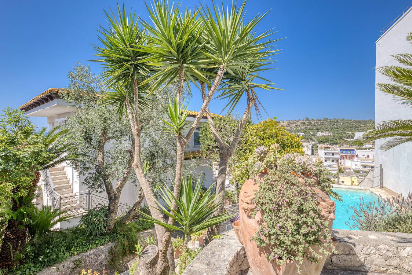 Appartamento intero, Villa 'Blu La Patronale' con vista mare, piscina in comune e Wi-Fi in Castro (Lecce), Provincia di Lecce