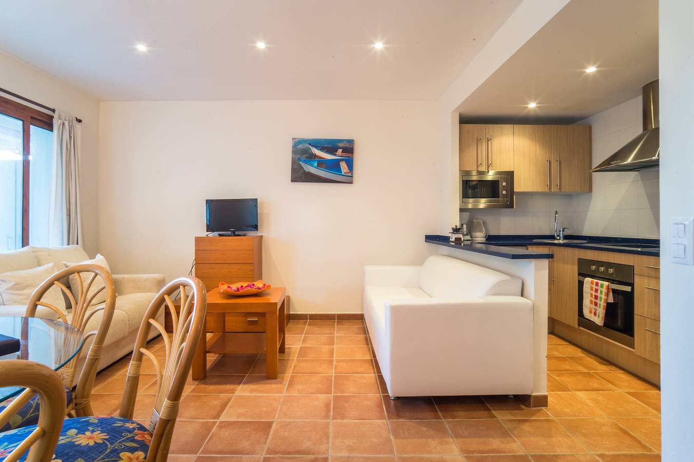 Entire apartment, Apartment 'Cavall Bernat' with Sea View, Private Terrace and Wi-Fi in Platja d'Aro, Costa Brava