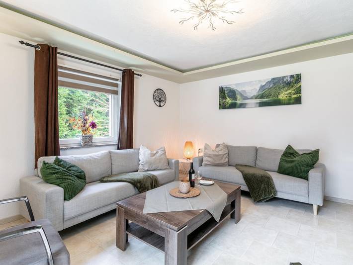 Ganze Wohnung, Geräumiges Ferienhaus, Hunde willkommen in Radfeld, Kaisergebirge