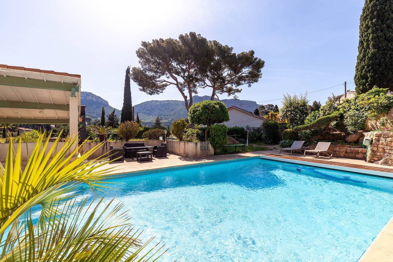 Appartamento intero, Appartamento 'Fleur De Pampa' con piscina, Wi-Fi e aria condizionata in Cassis, Parco nazionale delle Calanques