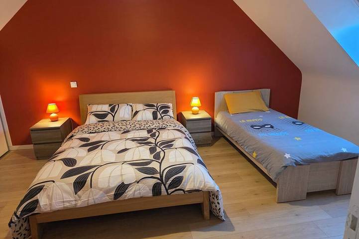 Location de vacances pour 8 personnes, avec terrasse et jardin à Péaule - 4