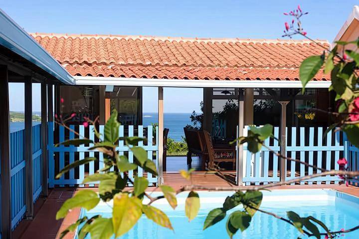 Location de vacances pour 10 personnes, avec piscine ainsi que jardin et vue, animaux acceptés dans Baignoire de Joséphine - 4