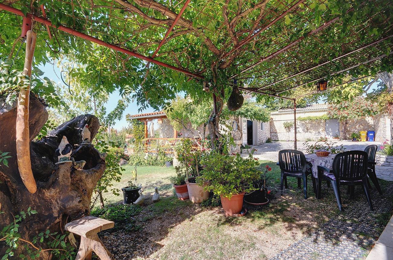Appartement entier, Appartement de vacances pour 3 personnes avec jardin in Istrie centrale