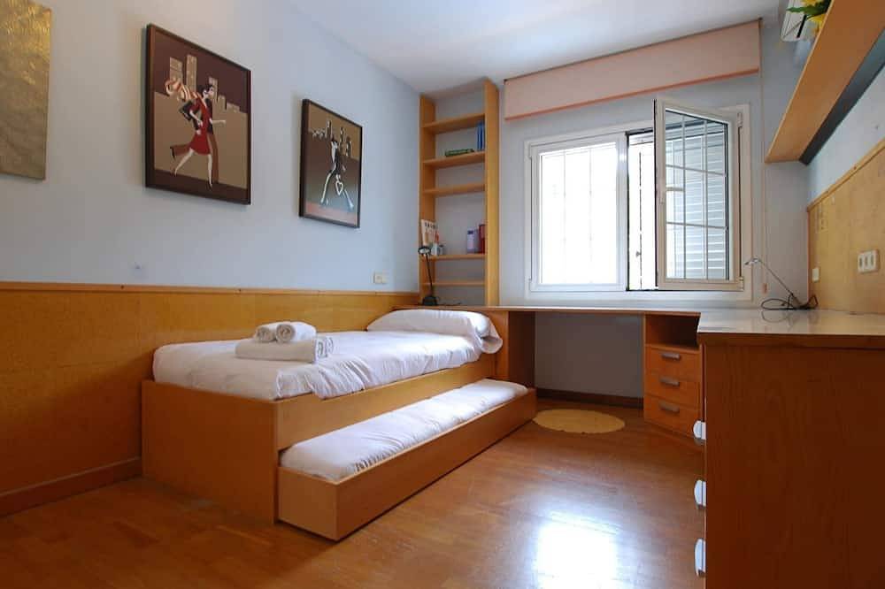 Mat - Villa Magnolia in Mataró, Costa del Maresme