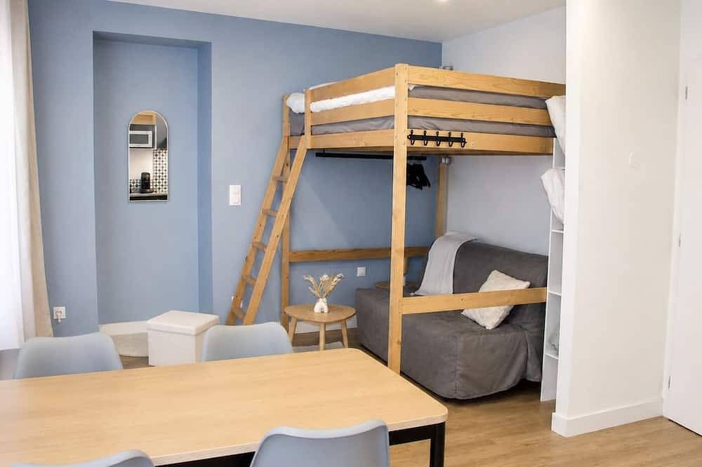 Ganze Wohnung, Air-conditioned studio with balcony 5 minutes from the citadel in Blaye, Blaye und Umgebung